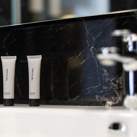 فندق مبيت وإفطار Mavi Luxury
