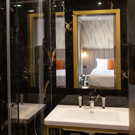 Mavi Luxury فندق مبيت وإفطار روما