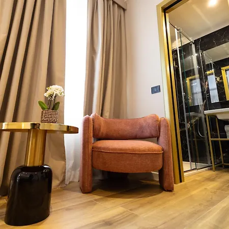 فندق مبيت وإفطار Mavi Luxury روما