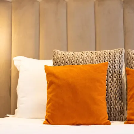 فندق مبيت وإفطار Mavi Luxury روما