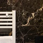 Alojamento de Acomodação e Pequeno-almoço Mavi Luxury