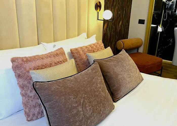 Mavi Luxury 4* Rom
