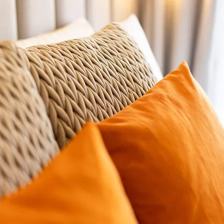 Mavi Luxury Rome