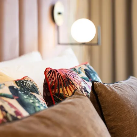 Alojamento de Acomodação e Pequeno-almoço Mavi Luxury