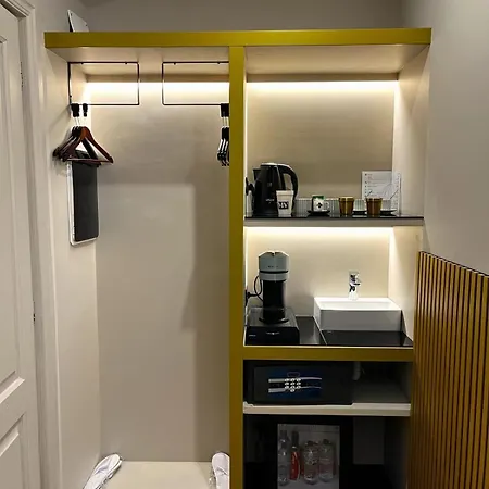 Mavi Luxury Bed & Breakfast Rome