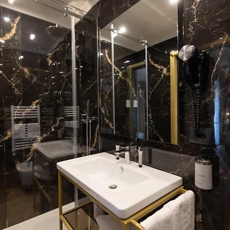 Mavi Luxury Frühstückspension 4*